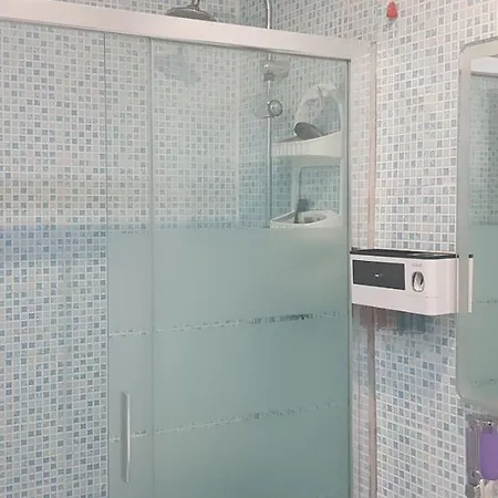 14 Persone 3 Bagni 150mq Arredata Nel 2020 Moderna * Quartu SantʼElena
